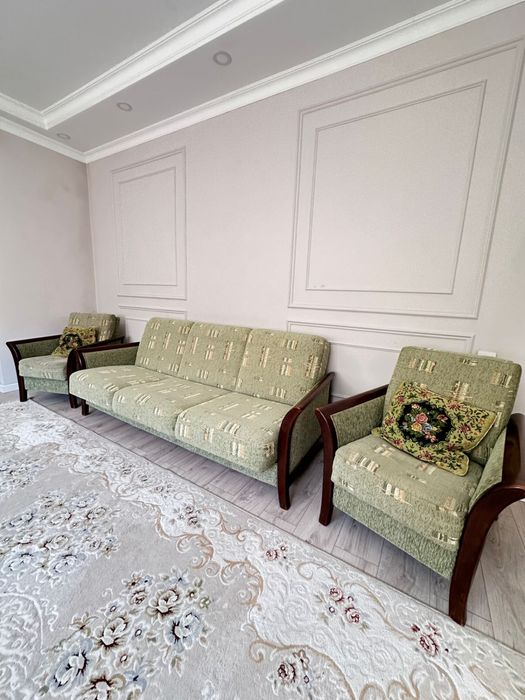 Срочно продам тройку