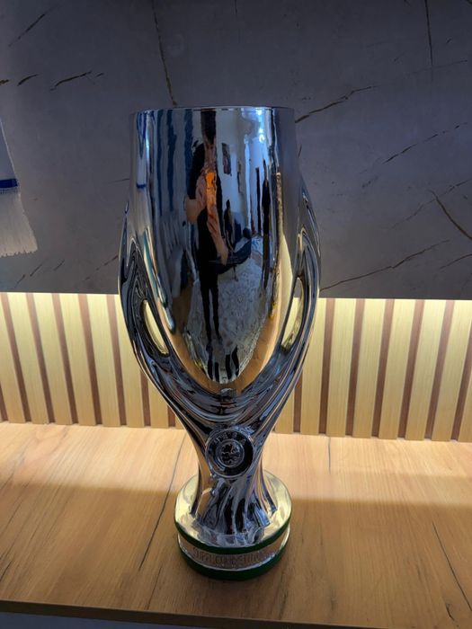 Кубоктар сатылады. Продаётся Кубки