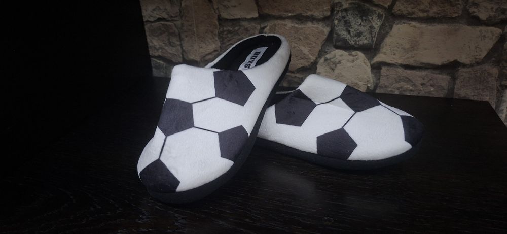 НОВИ детски пантофи