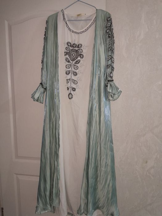 Абайка накиткасымен