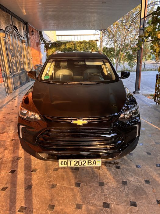 Traker ideal xolatda ltz