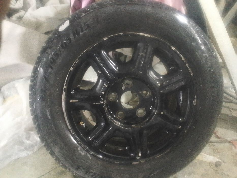 Продам титанки с резиной