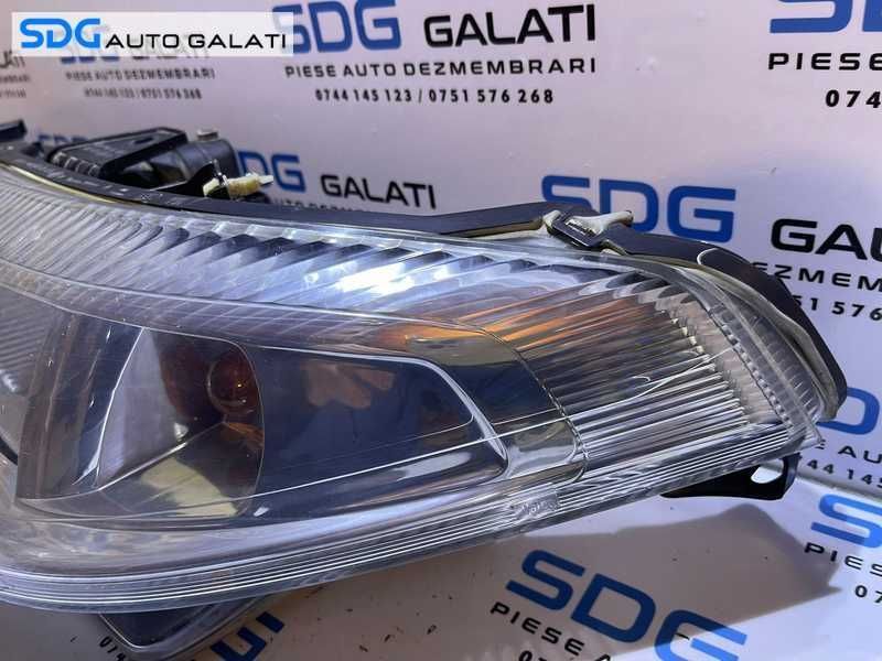 Far Stanga Halogen Renault Laguna 2 2001 - 2007 Cod 7701048927