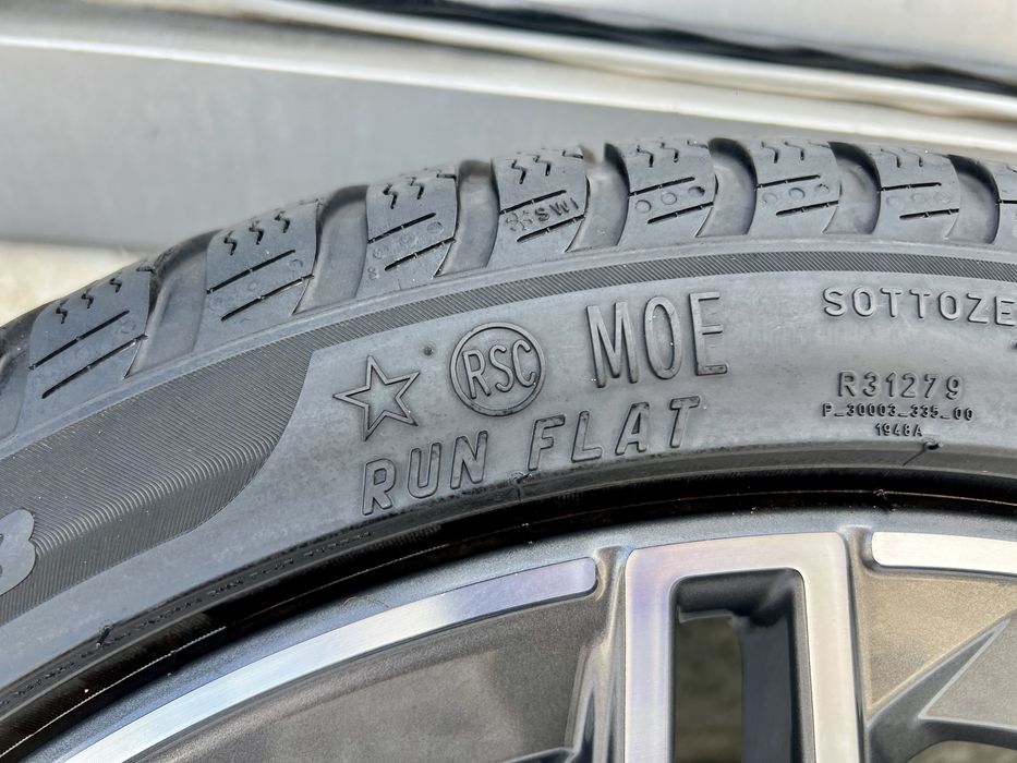 Джанти оригинални AMG с гуми за Мерцедес W257 - 245/40/R19