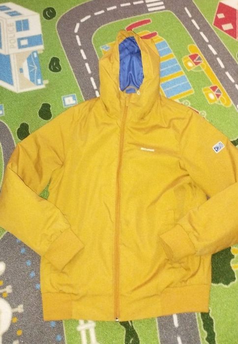 Зимно и Есенно яке 8-10 години.