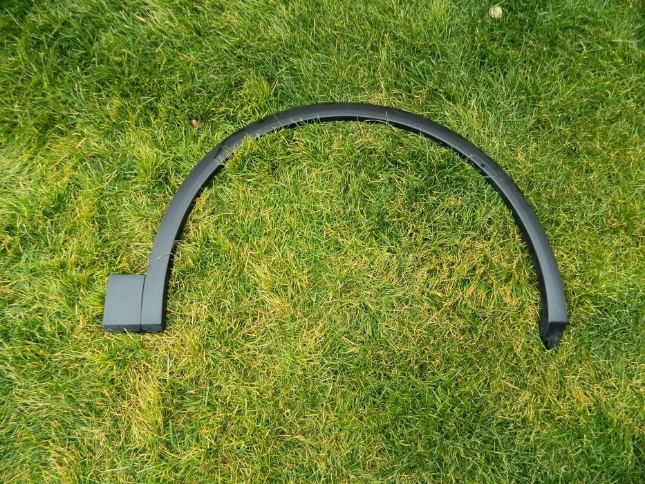 Bandou ornament aripa dreapta fata  Audi Q5 S Line Facelift model 2020-2023 cod 80A853718J