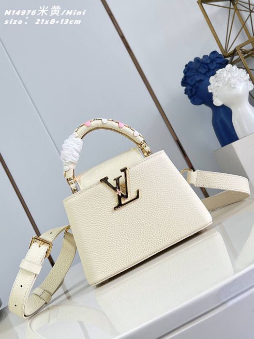 Geanta Louis Vuitton Capucines