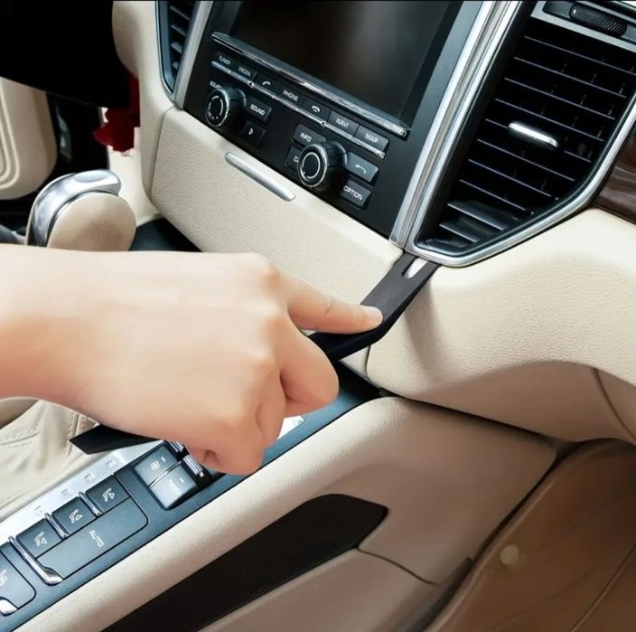 Set ustensile demontat electronice , demontat interior auto plafoniera