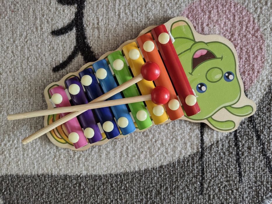 Музыкальные игрушки