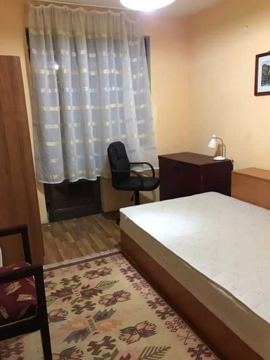 Тристаеан апартамент в ж.к. Оборище