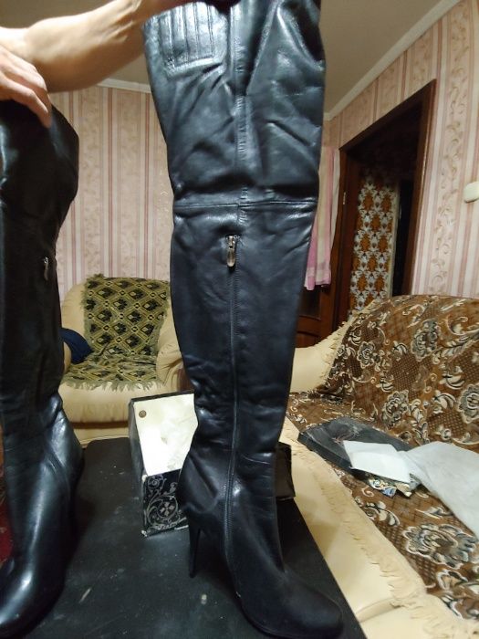 продам ботфорты осень и зима.