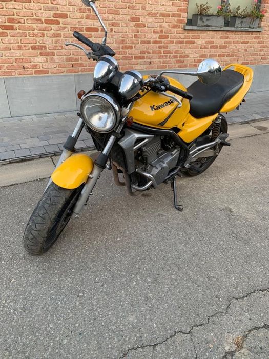 Motocicleta kawasaki Er5