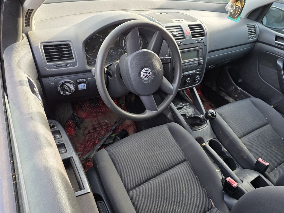 Dezmembrez golf 5 1.9 bxe bkc