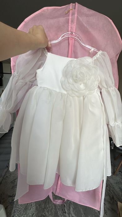 Платье белое для девочки