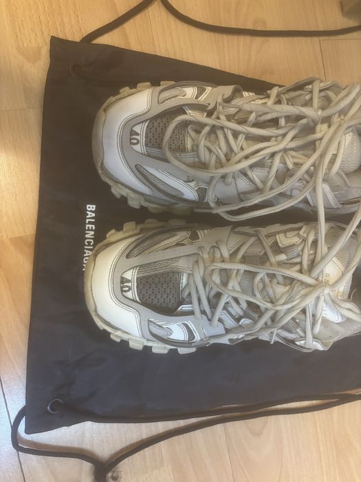 Balenciaga track
