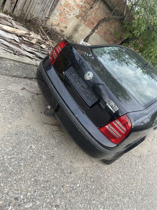 Skoda Superb 2.5tdi 163 цяла или на части