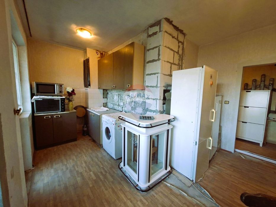 Продава се Двустаен апартамент в Варна, Възраждане 4 - 86 кв.м за 1745 €/кв.м - Снимка #3