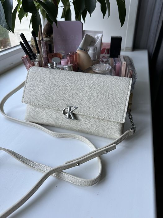 Сумки Calvin Klein , Guess новые  Оригинал