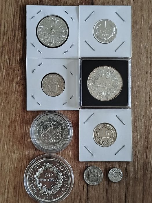 Монеты серебрянные,разных стран.