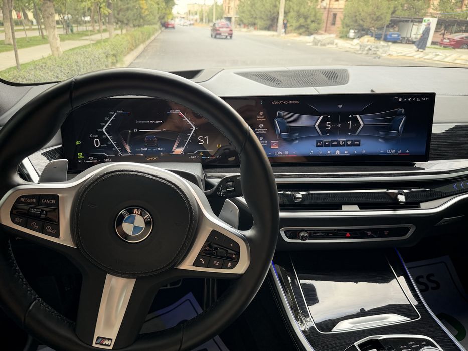 BMW X5 xDrive 40i 2024 год