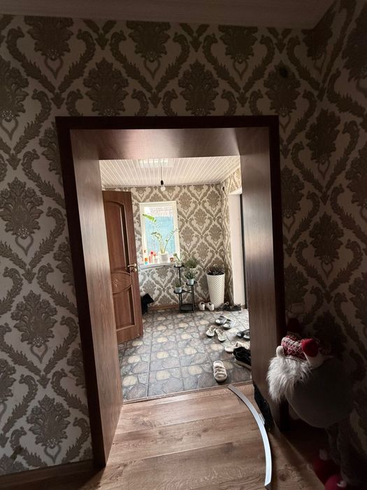 Продам коричневые двери