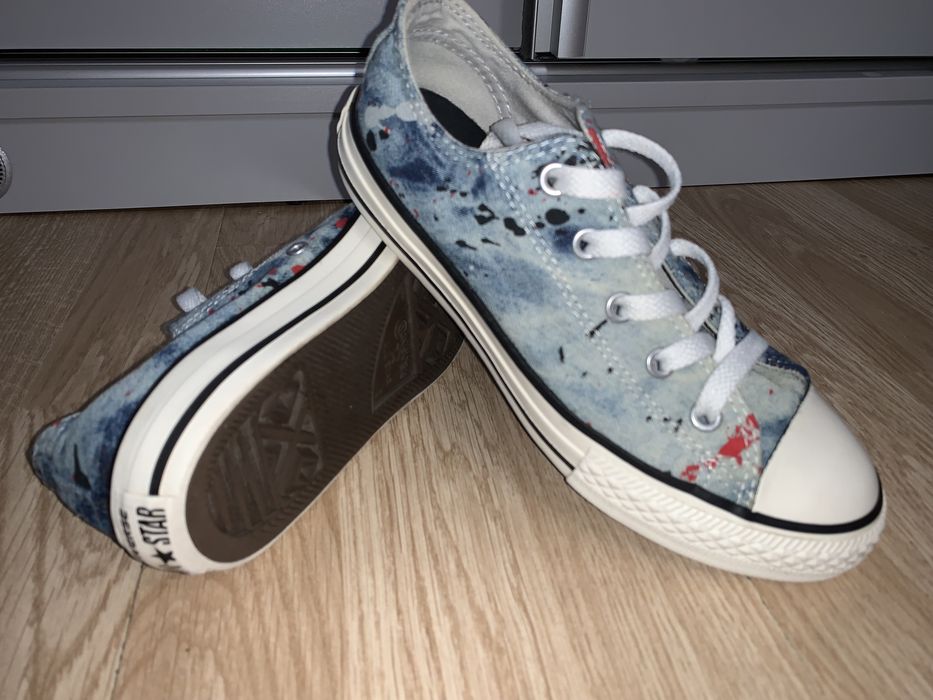 Tenisi Converse unisex mas. 33,5, stare impecabila !