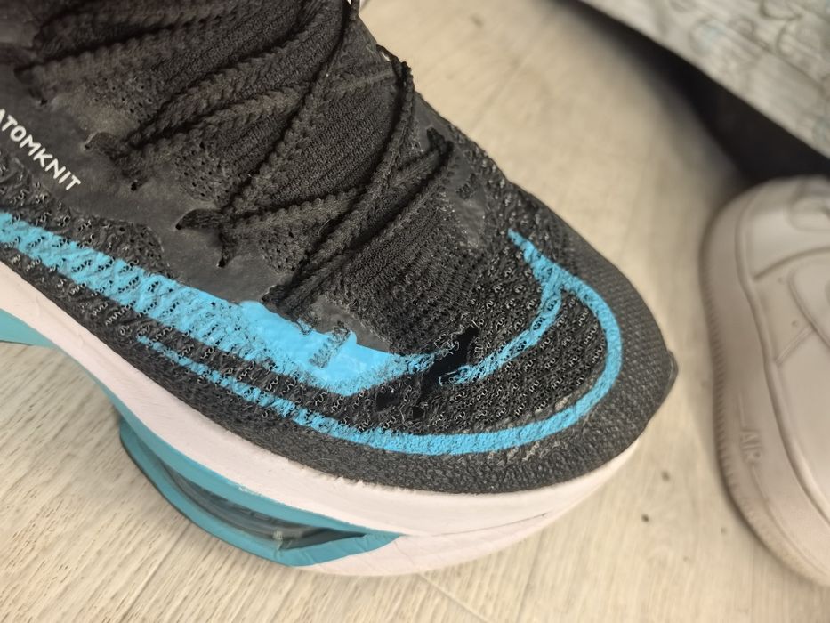 Продам Кроссовки