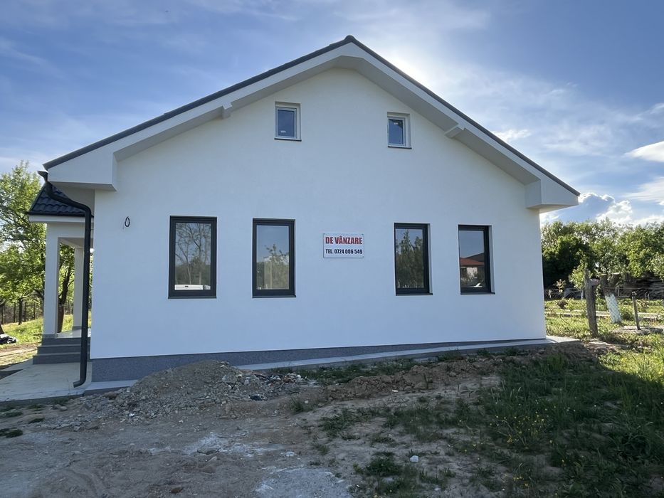 De vanzare casa noua