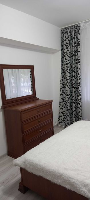 Chirie apartament 2 camere 7 Noiembrie parter inalt + garaj