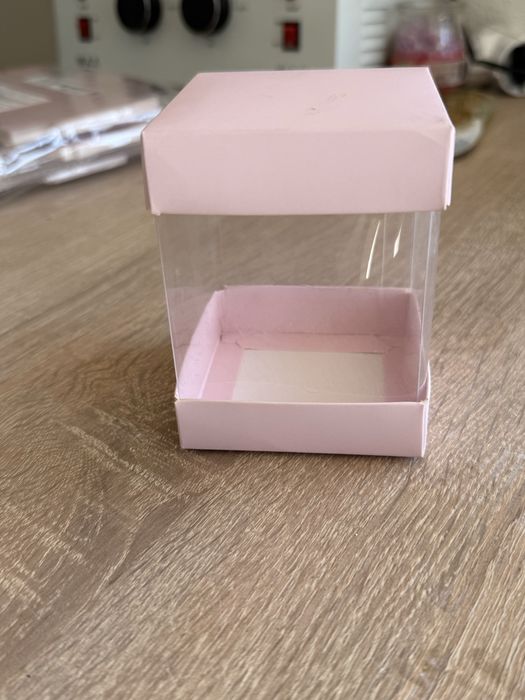 Lot cutiute cu fundite  300 bucati