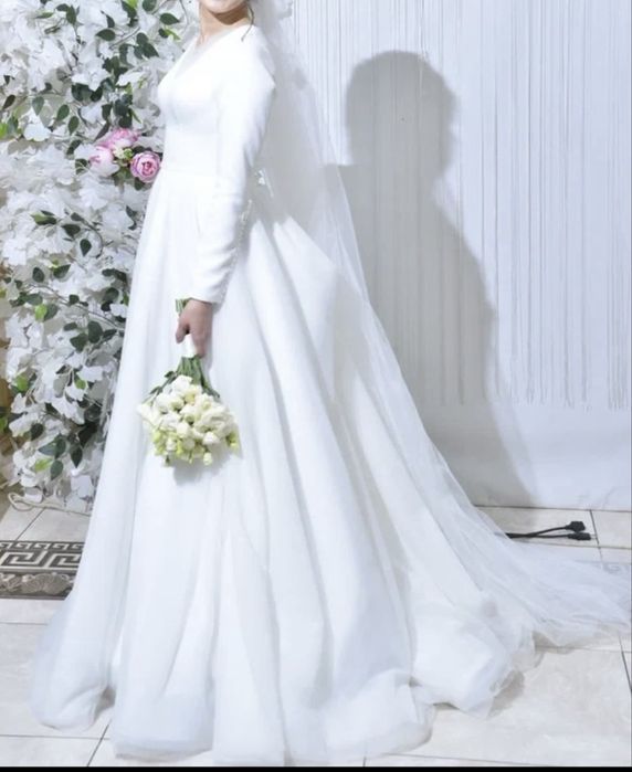 Свадебное платье