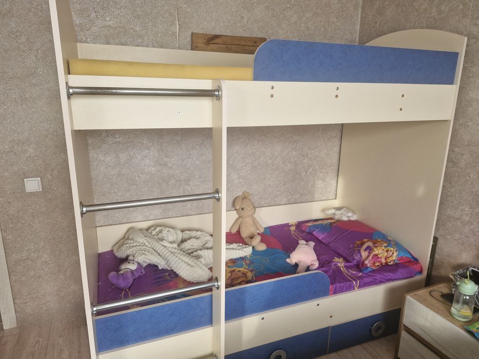 Детская кровать 2х ярусная