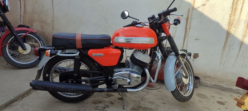 Jawa moto sotiladi holati ideal polni no'ldan terilgan narxi 8mln