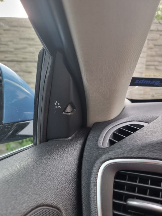 Volvo V40 VEA Momentum*Albastru*190CP*Diesel