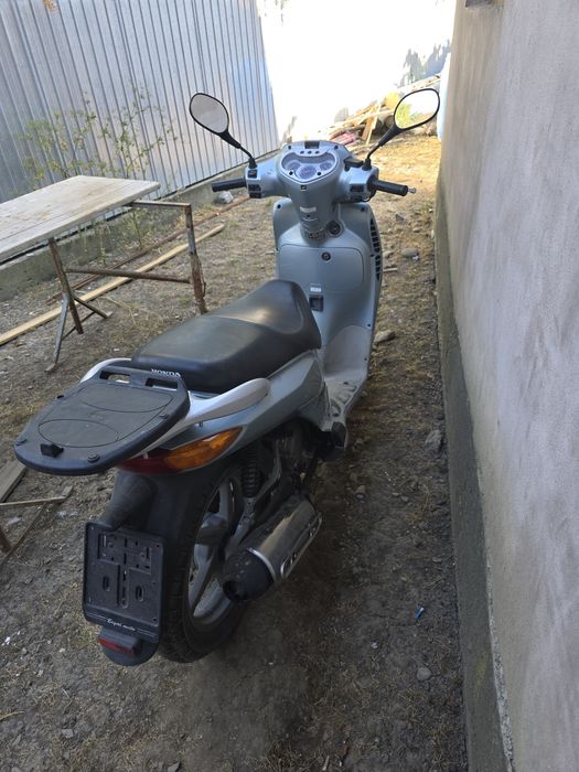 Vând Scuter Honda SH150