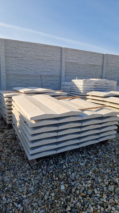 Placi de gard / garduri din beton / capace de gard