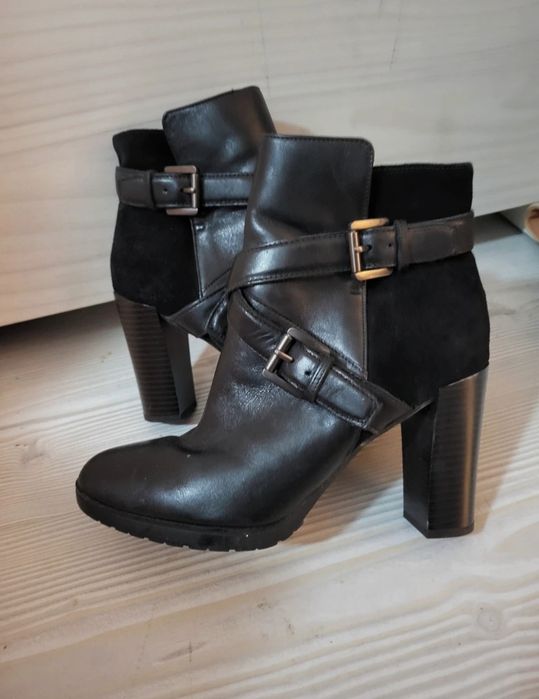 Ghete din piele Geox