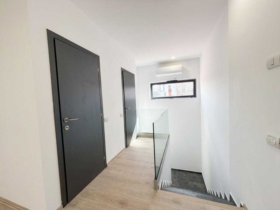 DIRECT PROPRIETAR | Office Open-Space 120 mp | Curte Privată + Locuri de parcare | Zona Sinaia