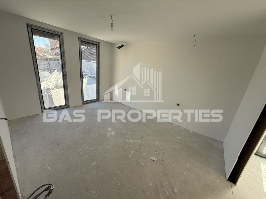 Къща в София, област-гр.Костинброд площ 125