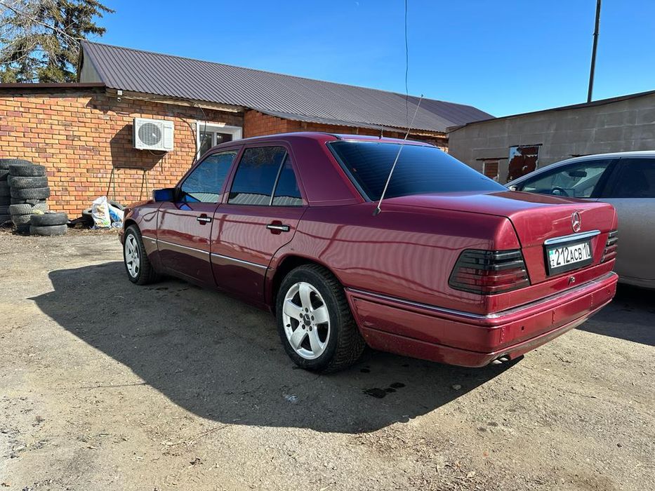 Мерседес Е300 Sportline