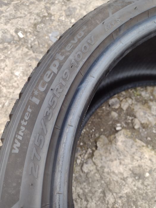 Перфектни 2бр 275/35/19 Hankook evo3 dot1922