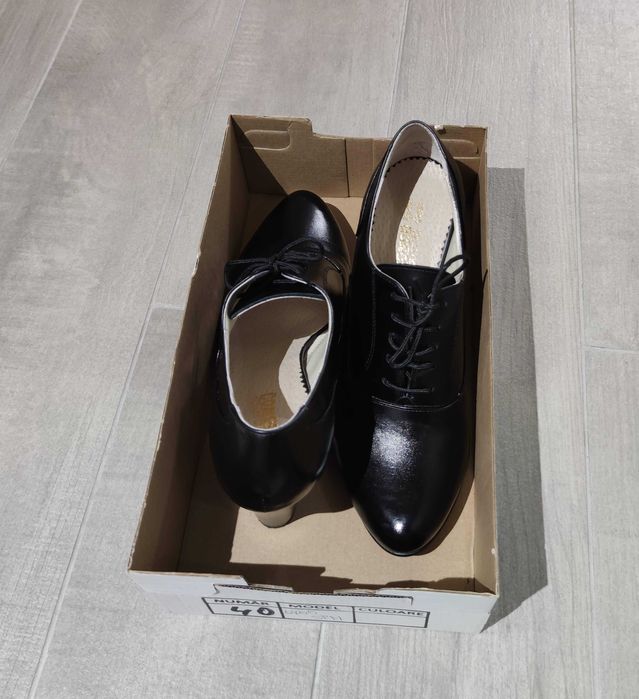 Pantofi COMOD, piele NATURALA, marime 40, NOU, Transport Gratuit