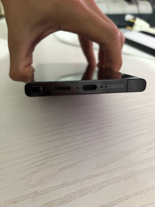 Продаю Galaxy s 23 Ultra