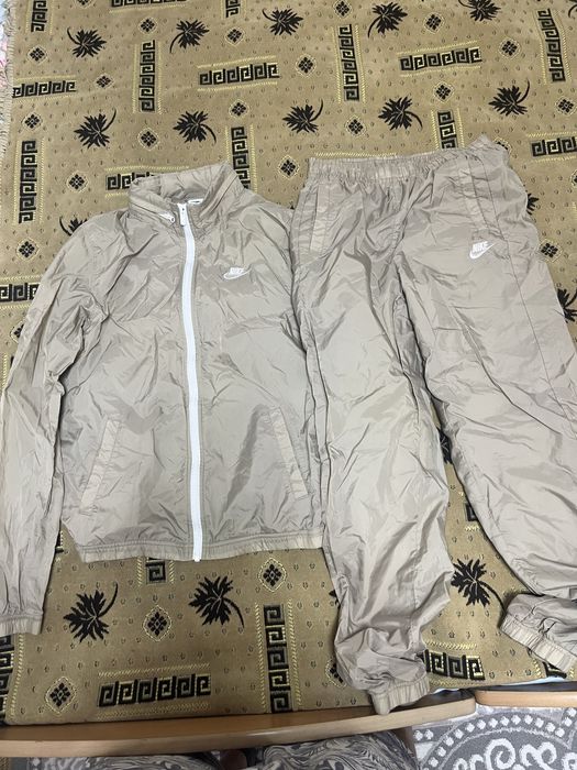 Продам спортивку Nike