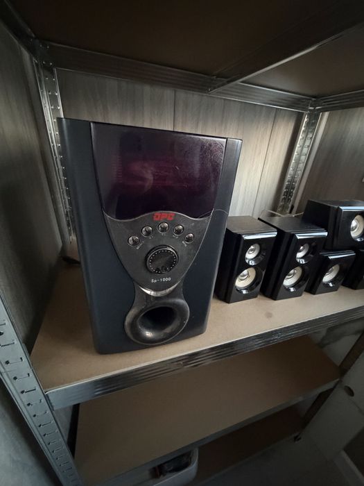 Саббуфер с колонками для компьютера