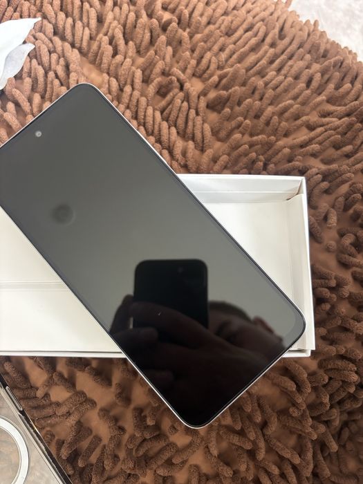 Продам телефон редми 12 8/256GB