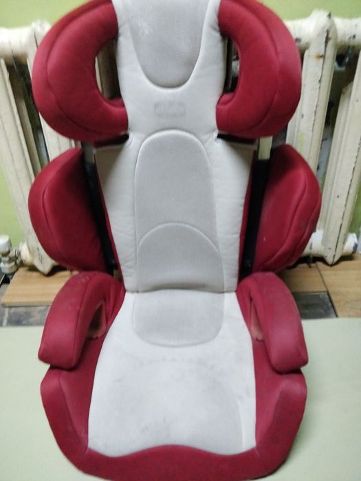 Детское кресло