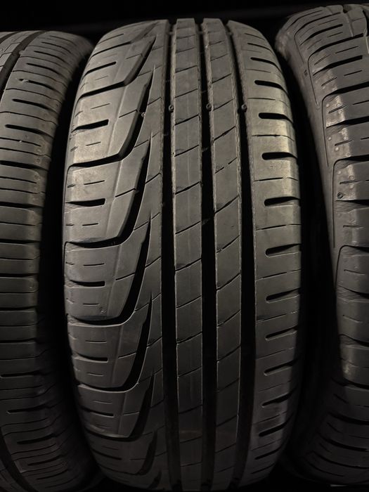 Anvelope 205/60/16 Uniroyal