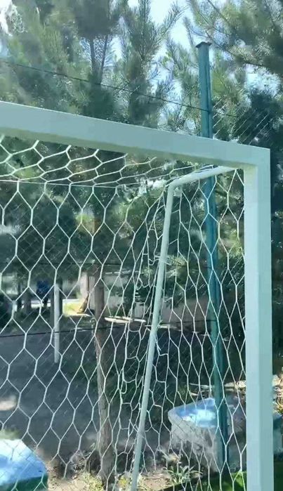 Футбольные ворота