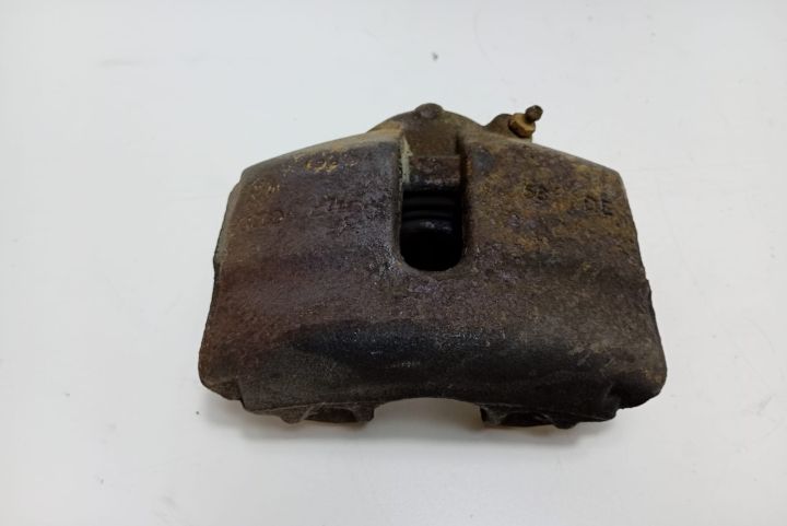 Etrier stanga fata Volkswagen VW Golf a 5-a generatie seria